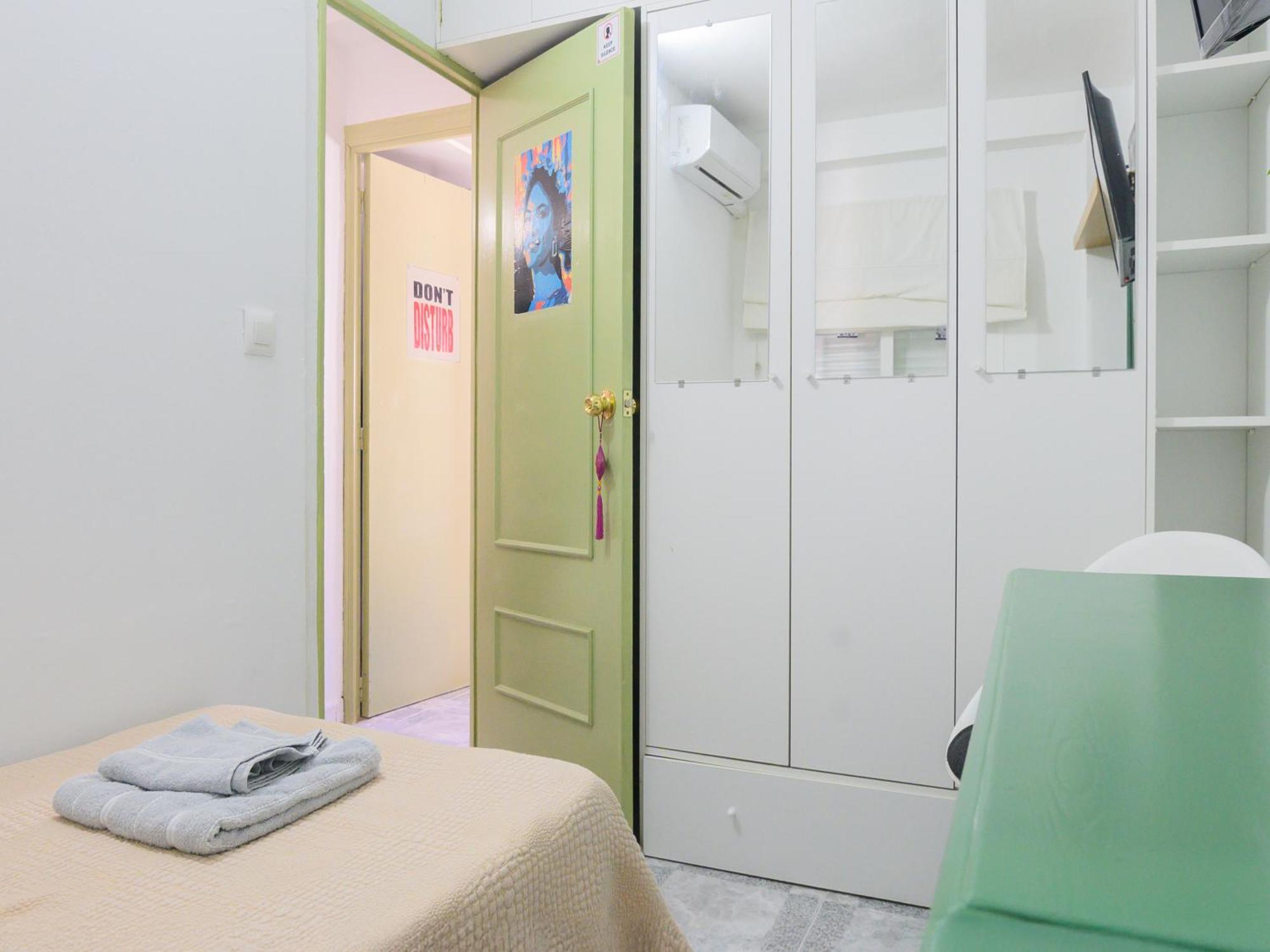 Habitaciones Green Door B&B กามาส ภายนอก รูปภาพ