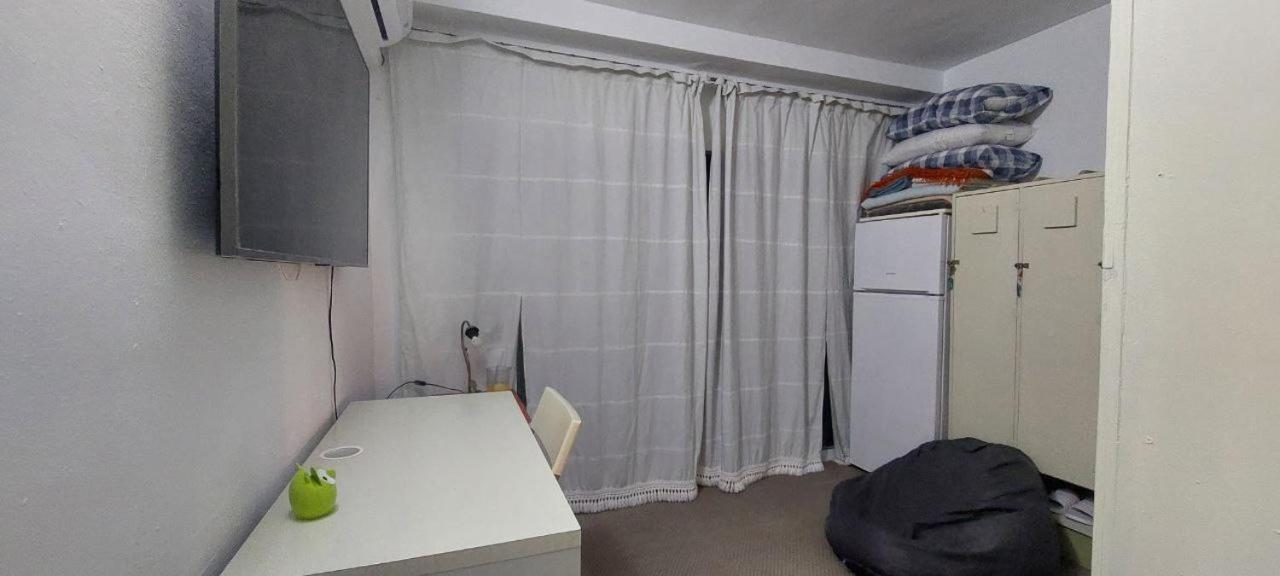 Habitaciones Green Door B&B กามาส ภายนอก รูปภาพ