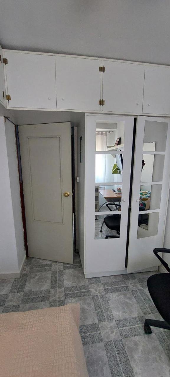 Habitaciones Green Door B&B กามาส ภายนอก รูปภาพ