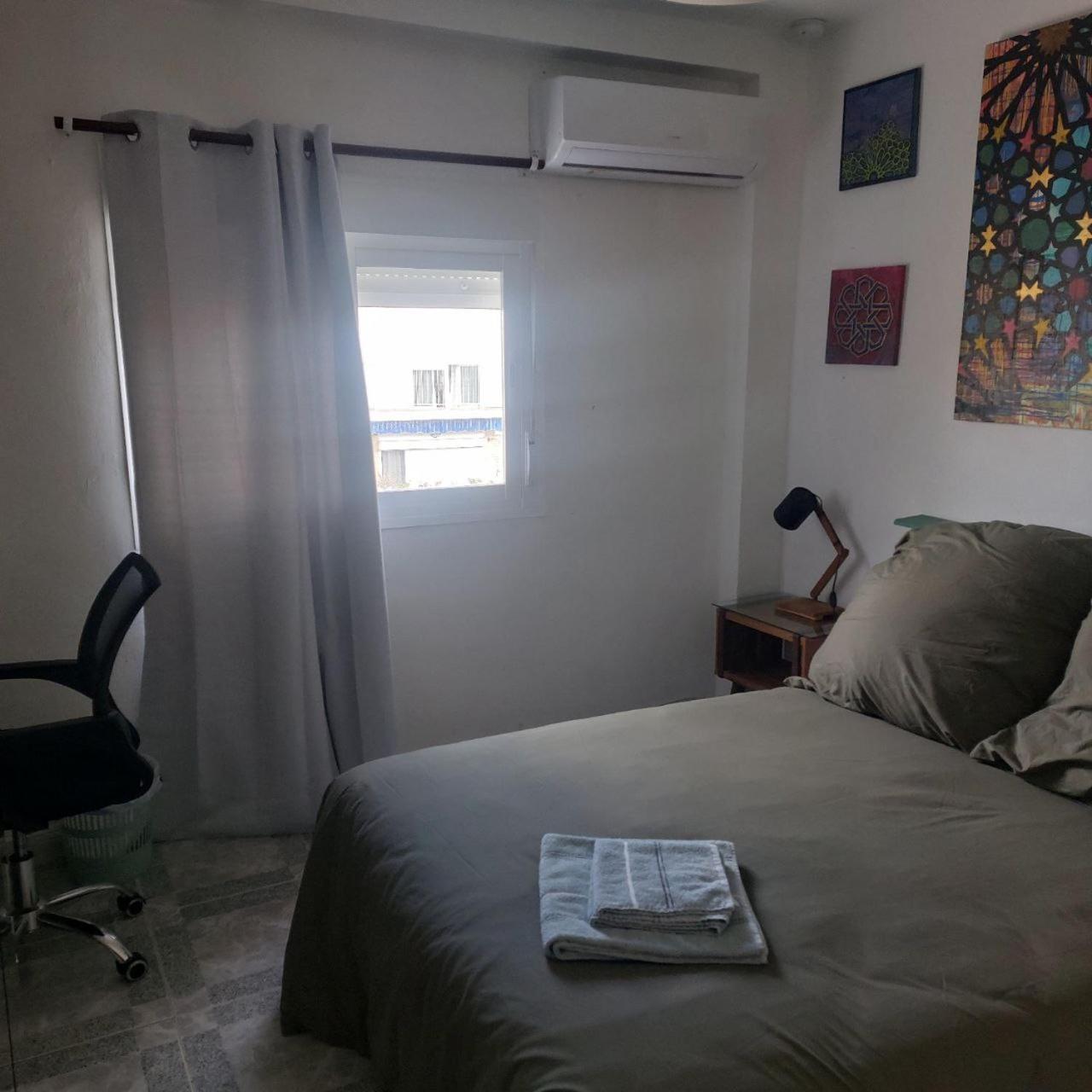 Habitaciones Green Door B&B กามาส ภายนอก รูปภาพ