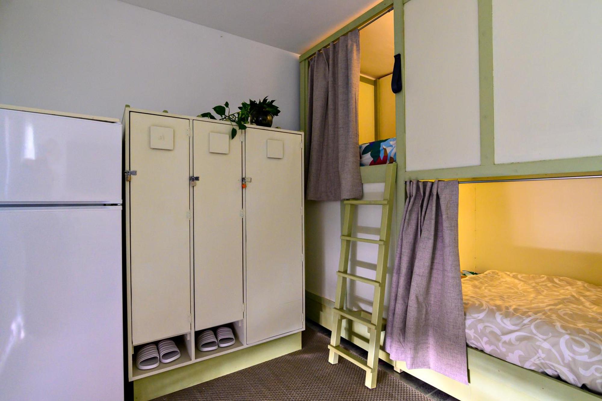 Habitaciones Green Door B&B กามาส ภายนอก รูปภาพ